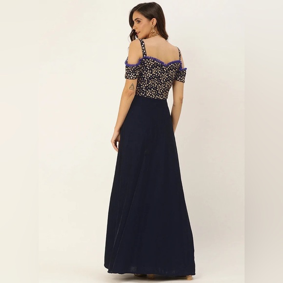 Cbazaar blue velvet gown NEVER WORN - Picture 2 of 3